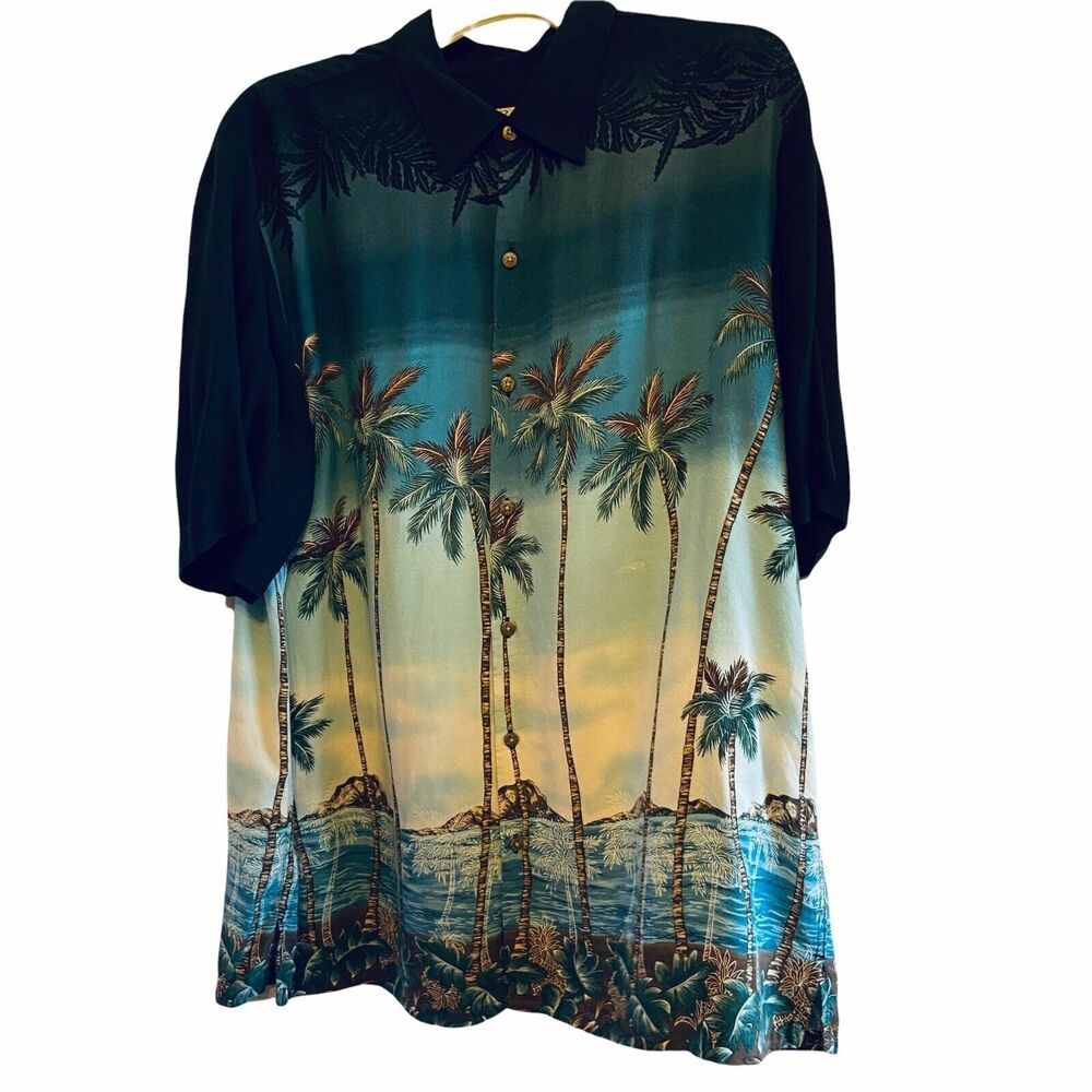 #4308 Batik Bay mens tropical short sleeve button down shirt size XL